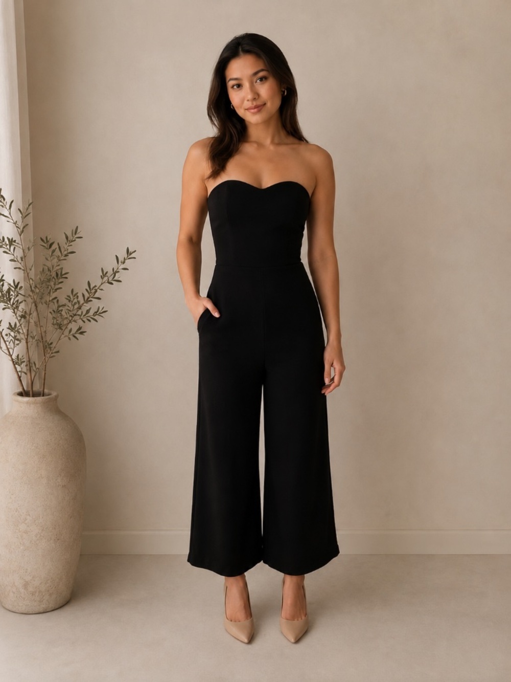 Aritzia Babaton Roshan Strapless Black Wide Leg Jumpsuit Size 4